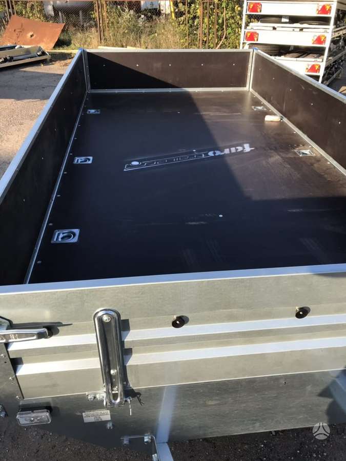 Faro, magicus  3000/1500, passenger car trailers