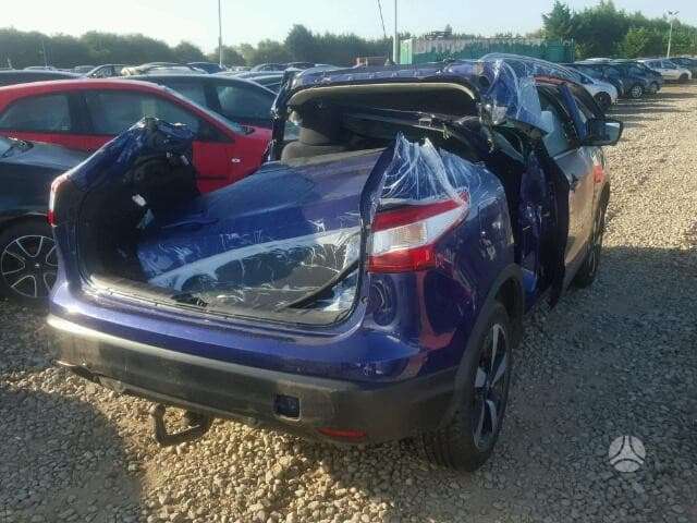 Nissan Qashqai for parts