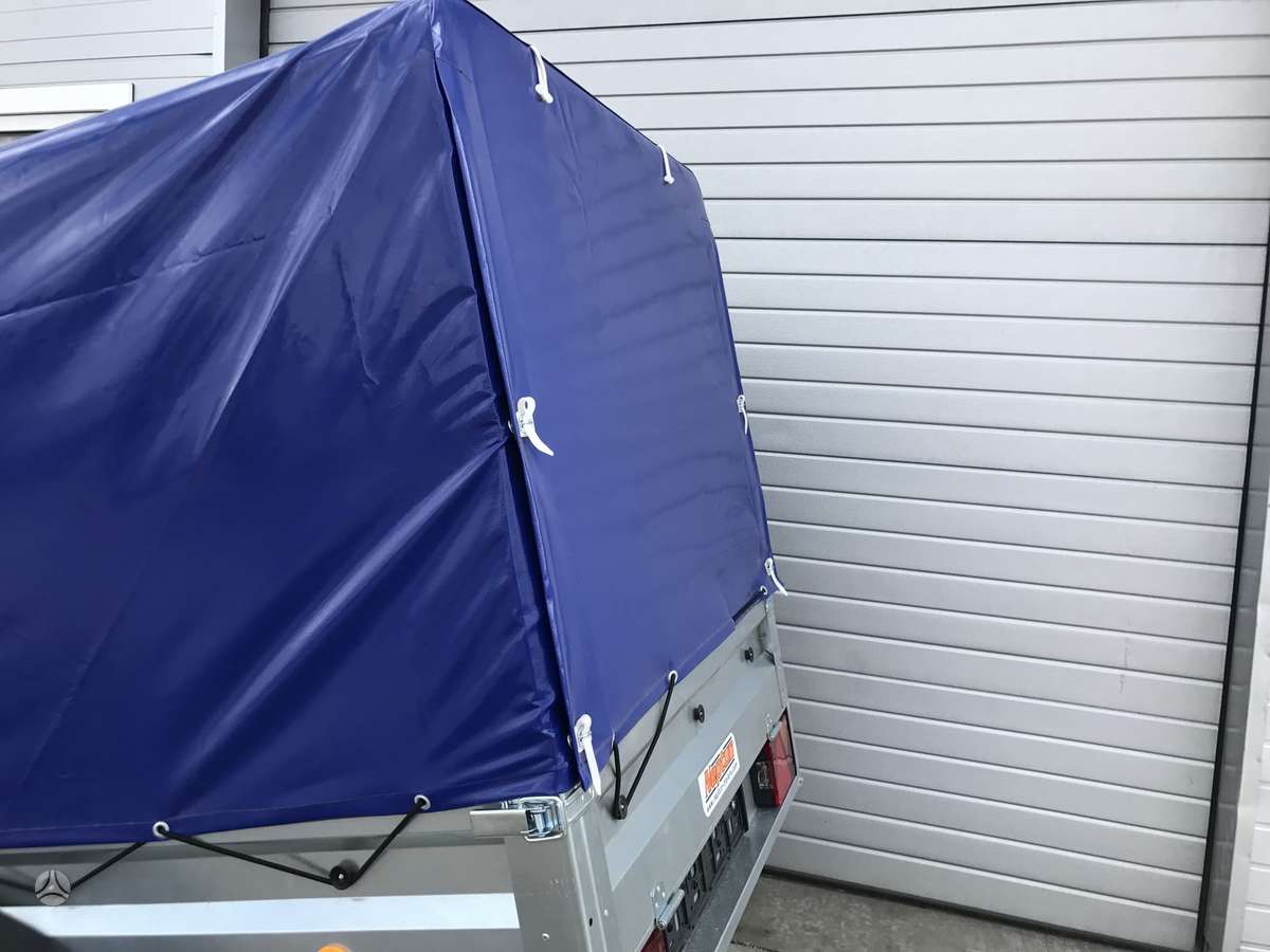Neptun N7-202ptw, passenger car trailers