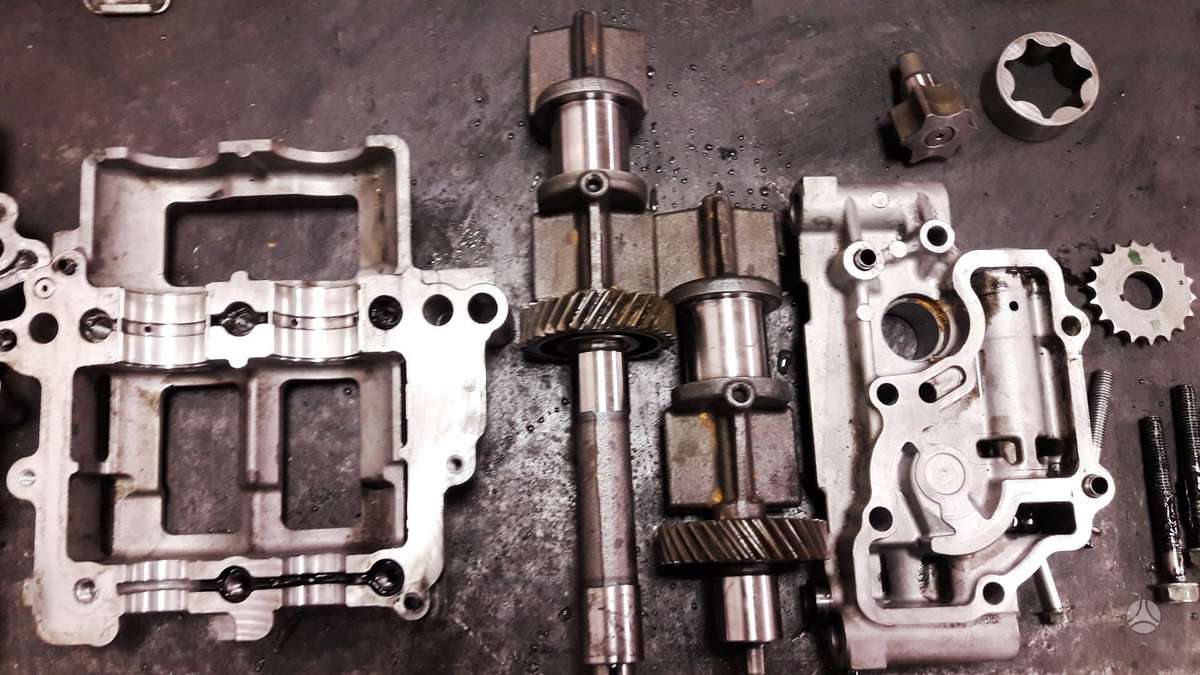Honda CR-V, N22A1, variklio detalės