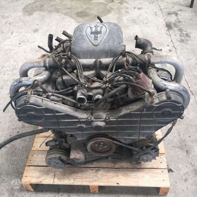 Maserati -kita-, Am453, engine parts