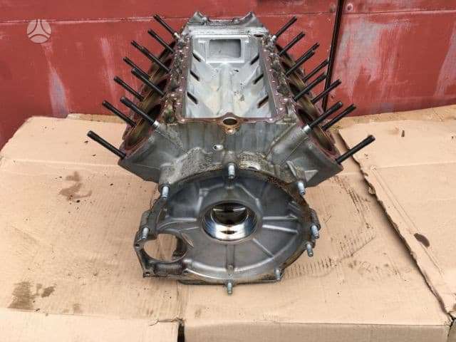 Maserati Quattroporte engine parts