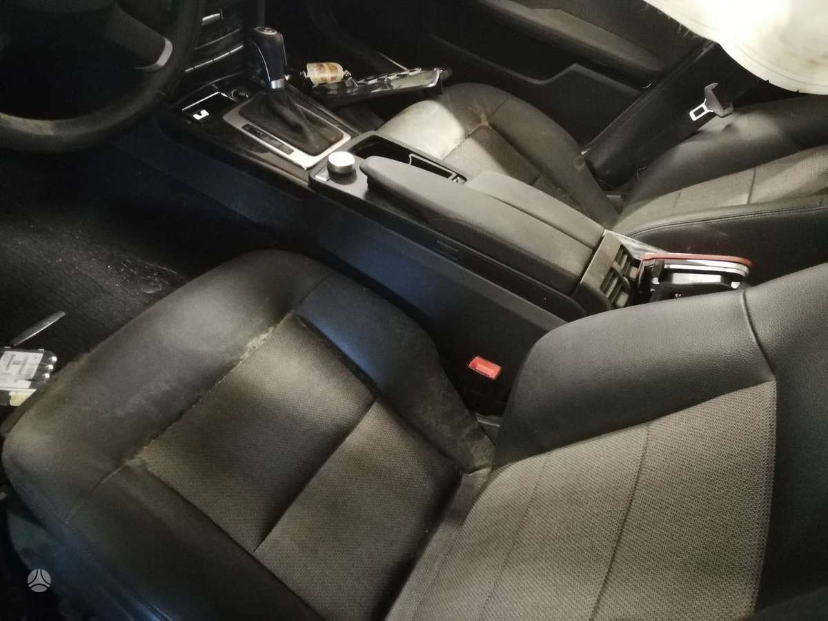 Mercedes-Benz E klasė dalimis
