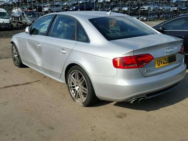 Audi A4 4x4 bezninas s line