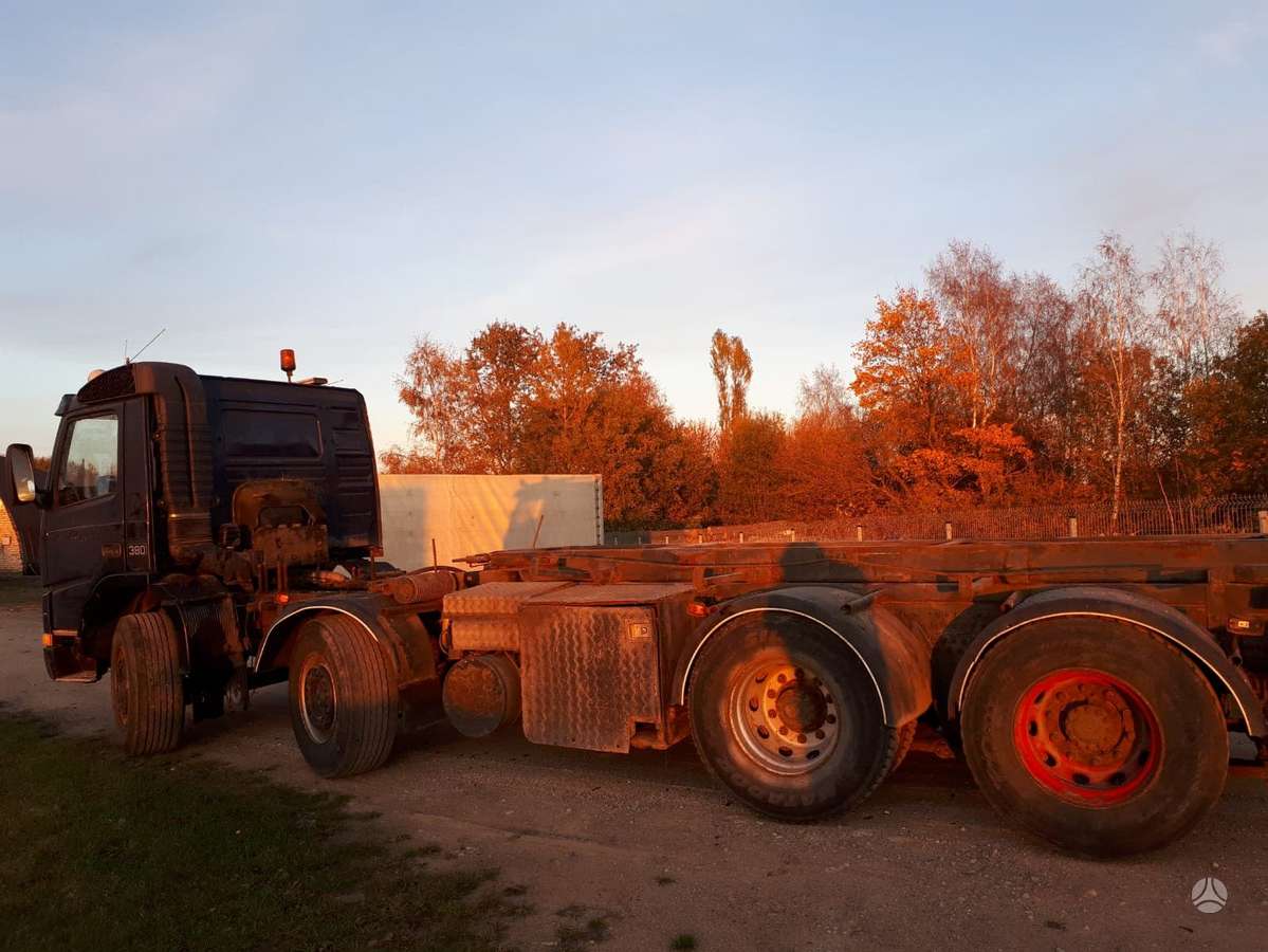 Volvo FM 12 8*4, trucks