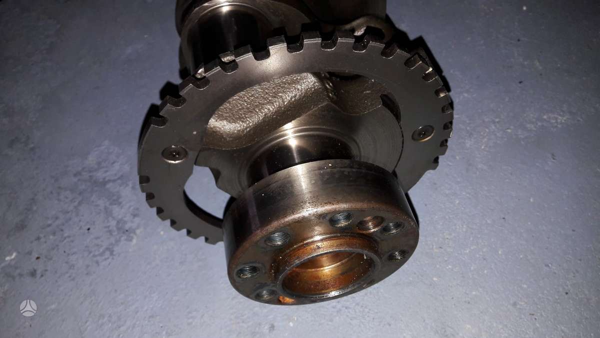 Jeep Grand Cherokee, HEMI EAGLE, variklio detalės