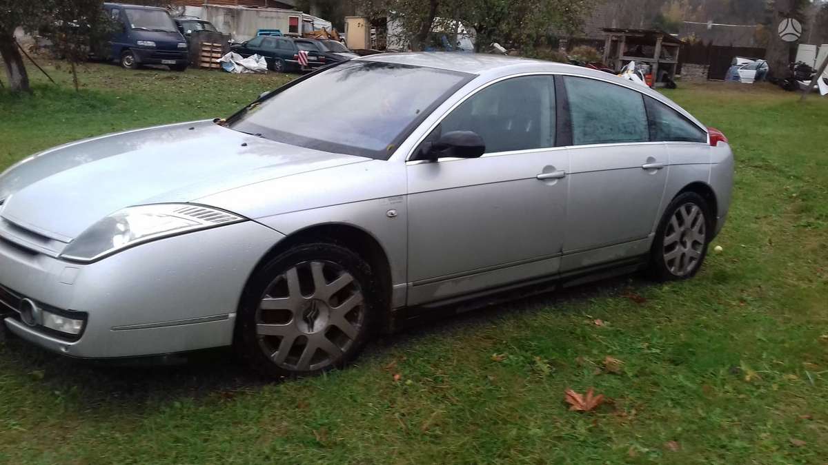 Citroen C6 аксессуары и эксплоатационные материалы