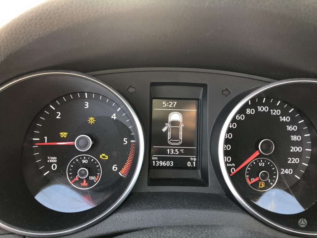 Volkswagen Golf dalimis