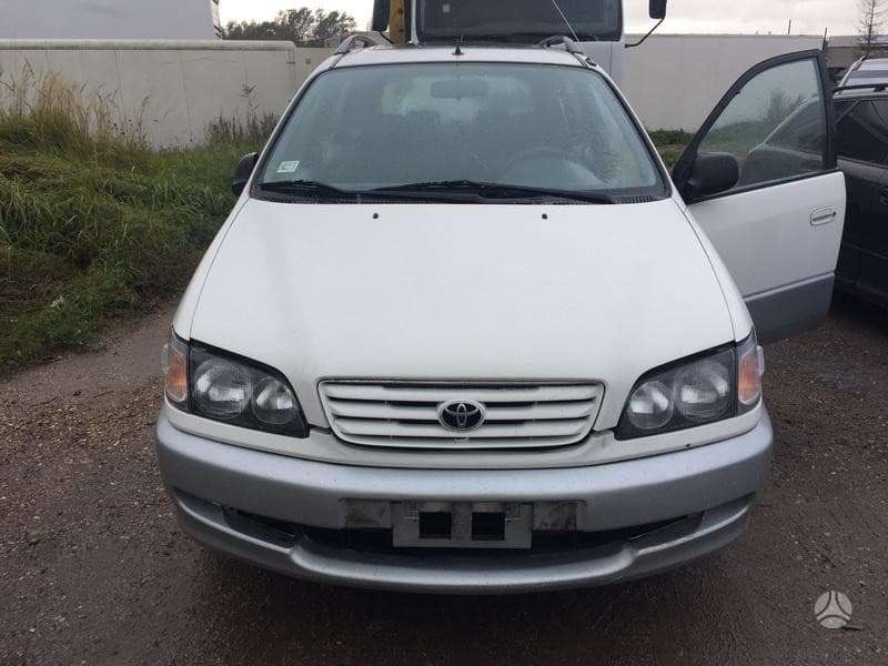 Toyota Picnic for parts