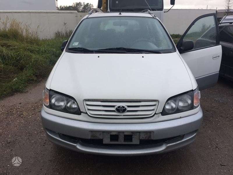 Toyota Picnic rezerves daļās