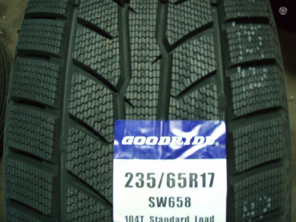 -Kita-, winter 235/65 R17