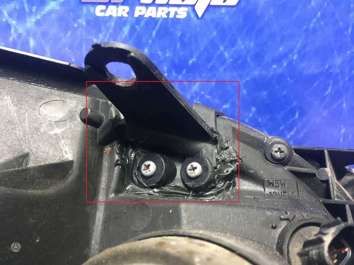 Toyota Avensis lights