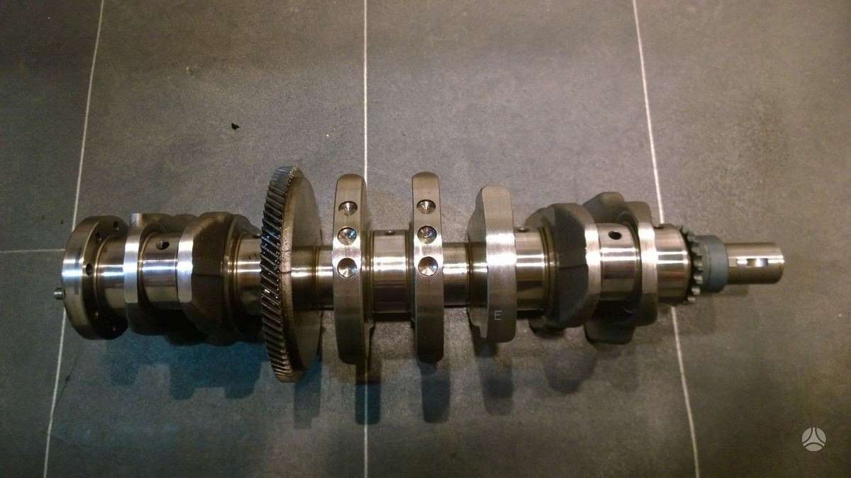 Mitsubishi Outlander, 4hk, variklio detalės