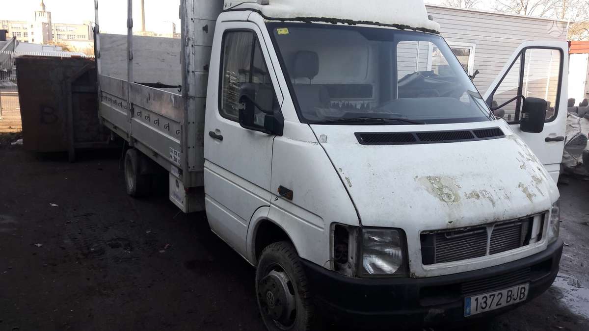 Volkswagen LT-46, preču