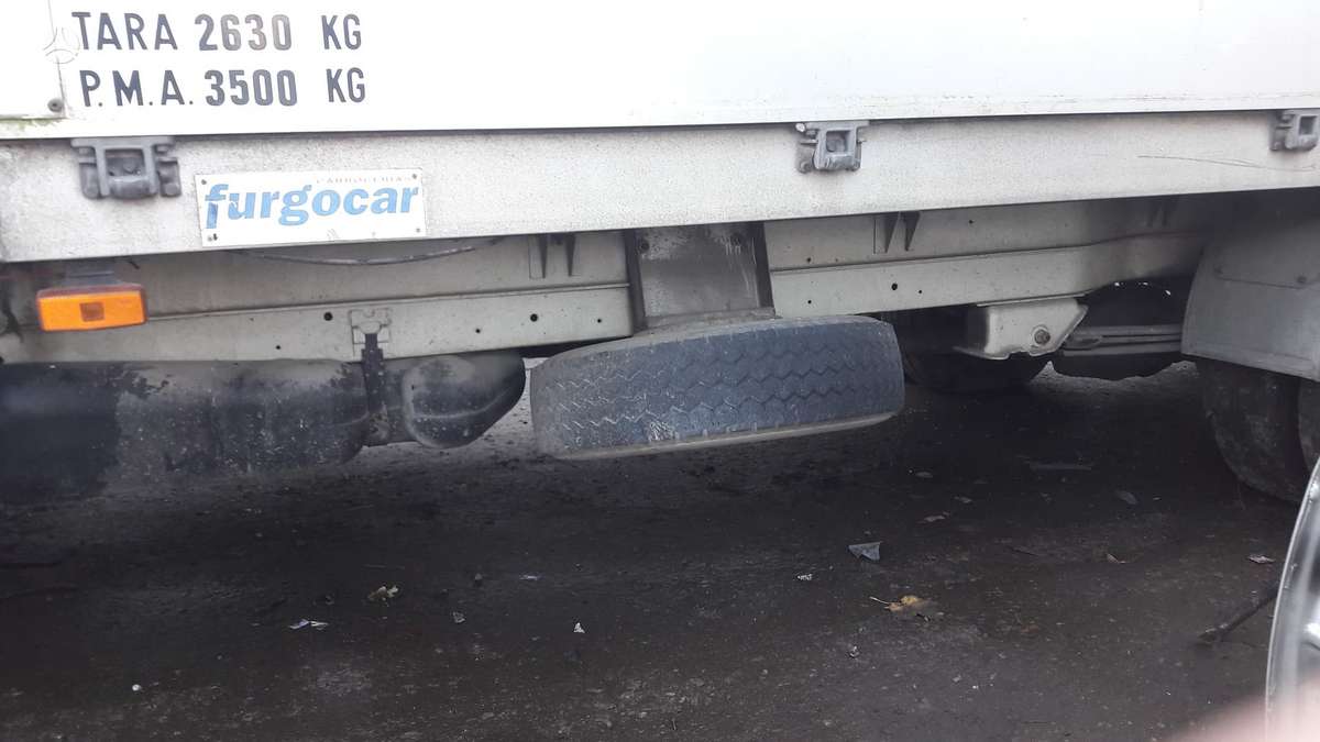 Volkswagen LT-46, cargo vans