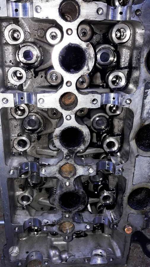Ford Kuga, QXBA, cylinder head