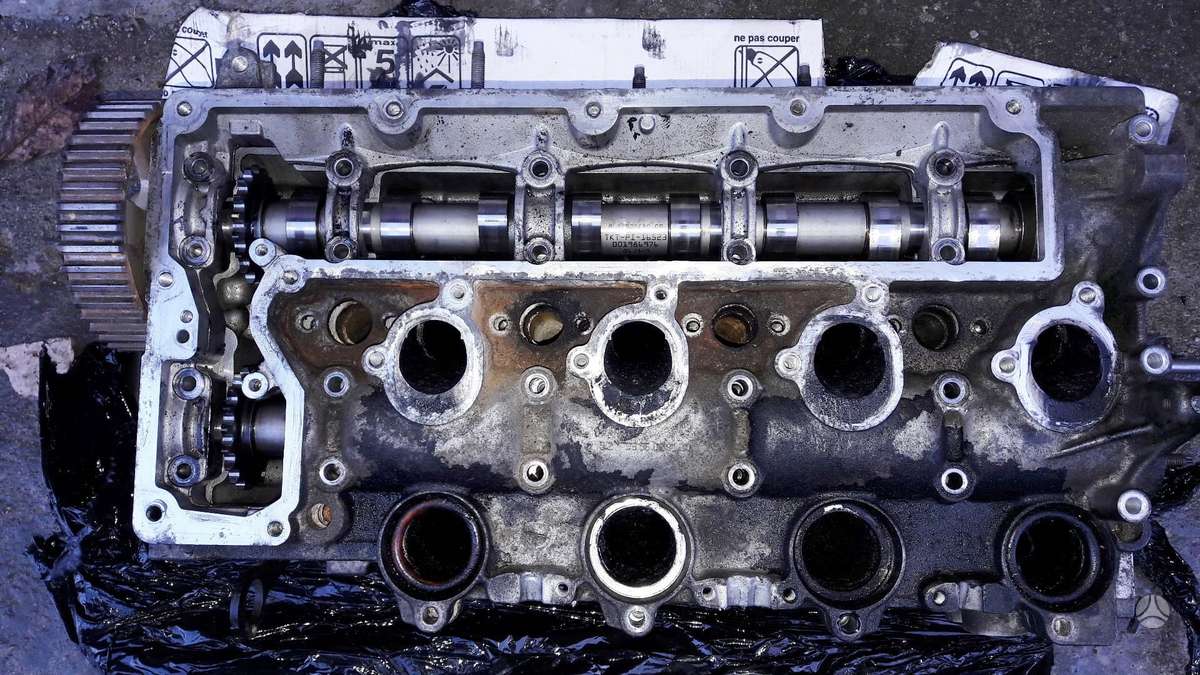 Ford Kuga, QXBA, cylinder head