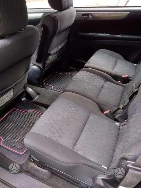 Toyota Avensis Verso dalimis