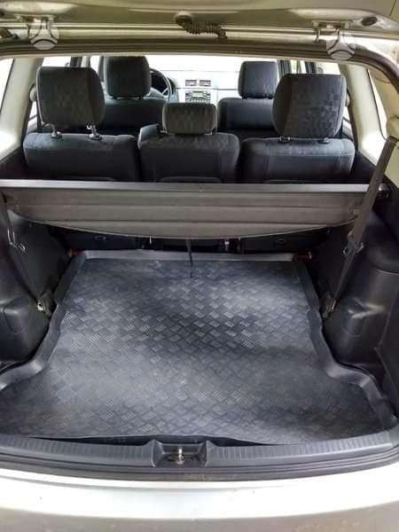 Toyota Avensis Verso dalimis