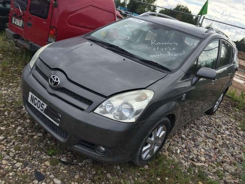Toyota Corolla Verso rezerves daļās