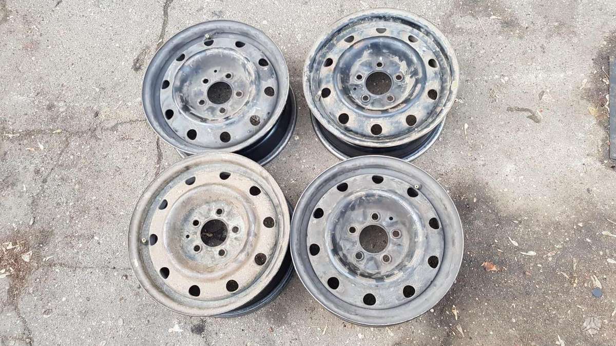 Chrysler, стальные штампованные диски, R15