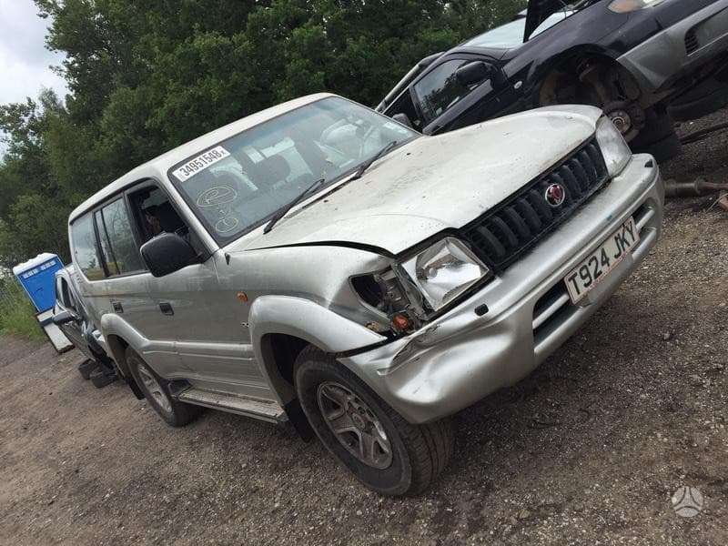 Toyota Land Cruiser по частям