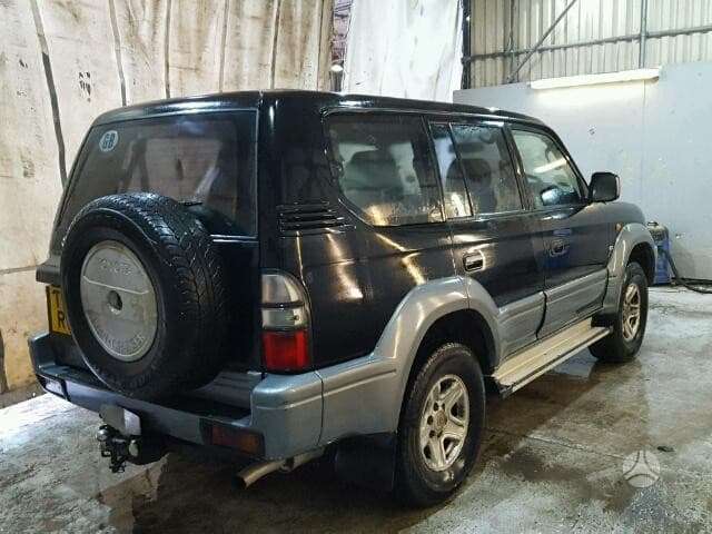 Toyota Land Cruiser по частям