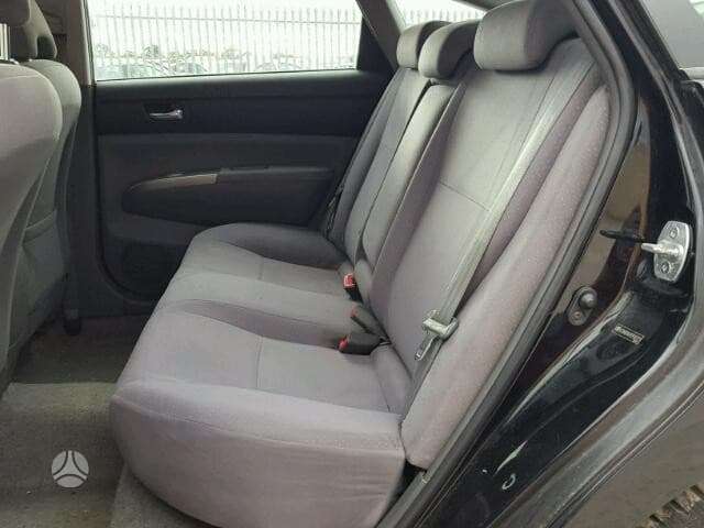 Toyota Prius по частям