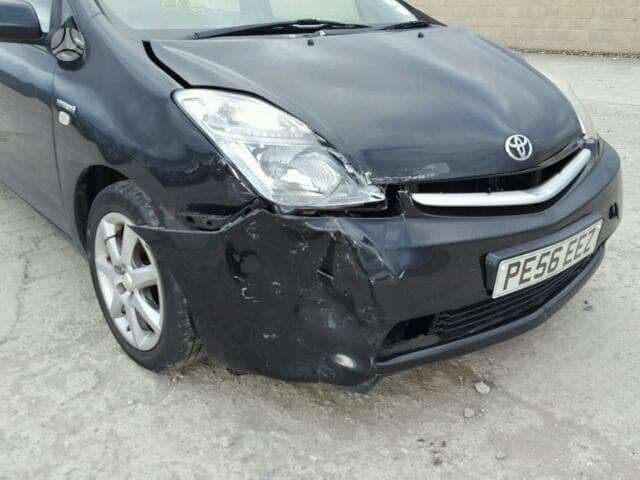 Toyota Prius по частям