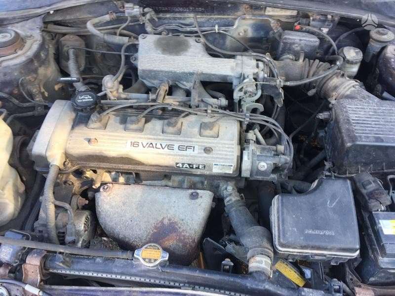 Toyota Carina по частям