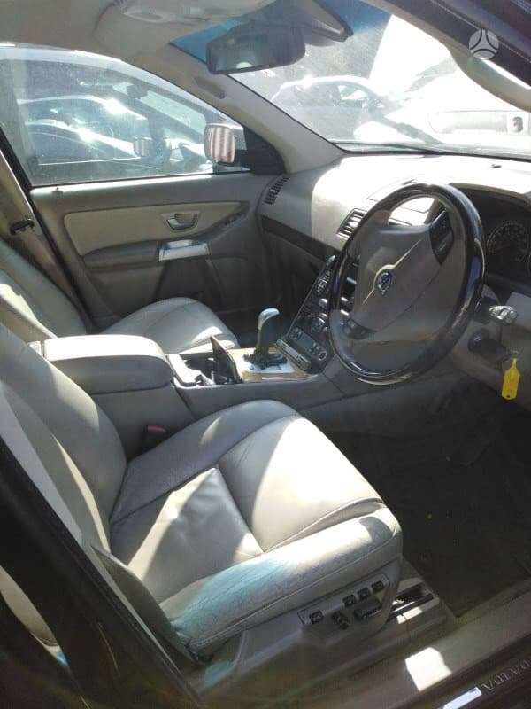 Volvo XC90 for parts