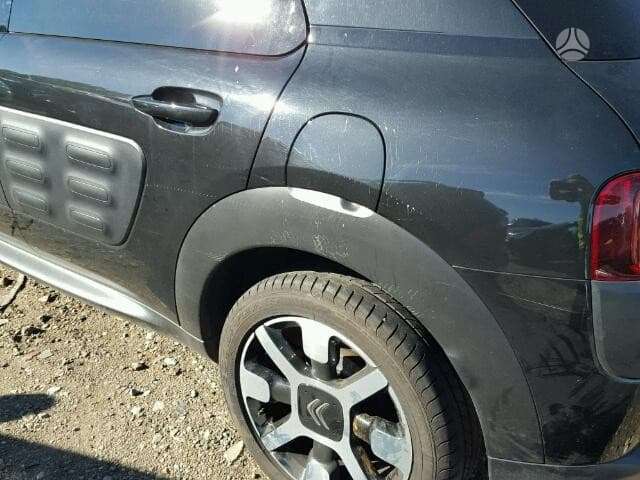 Citroen C4 Cactus по частям