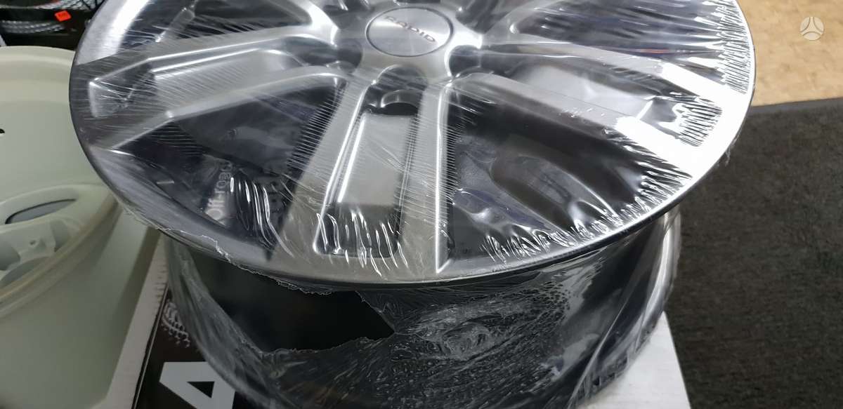 -Kita-, light alloy, R17