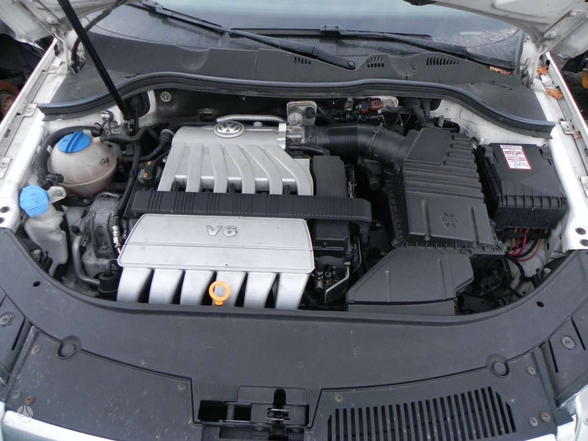 Volkswagen Passat for parts