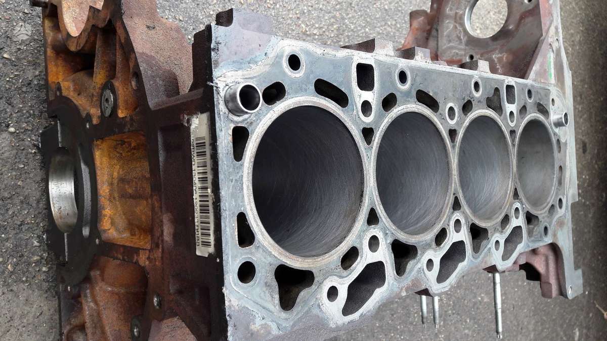 Land Rover Defender, 224DT, engine block