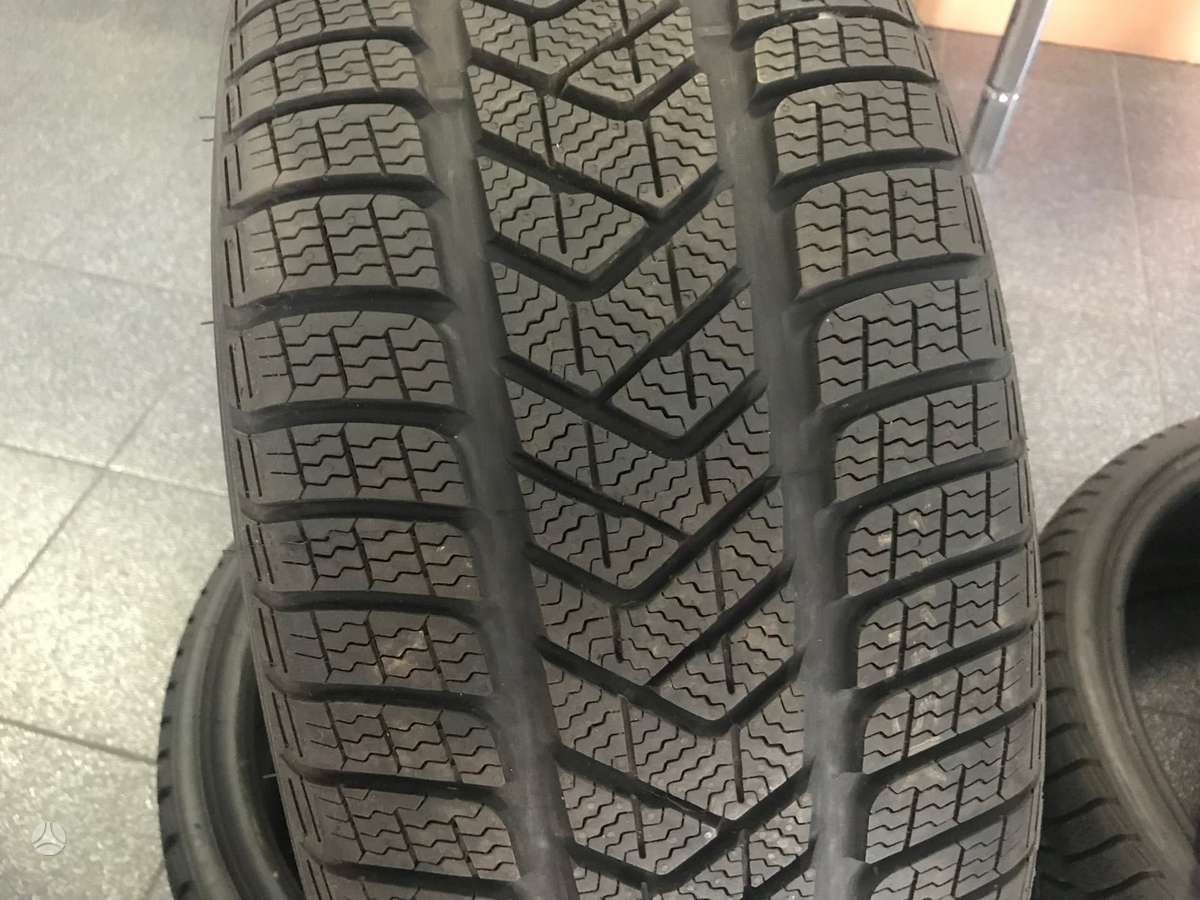 Pirelli, зимние 245/30 R20
