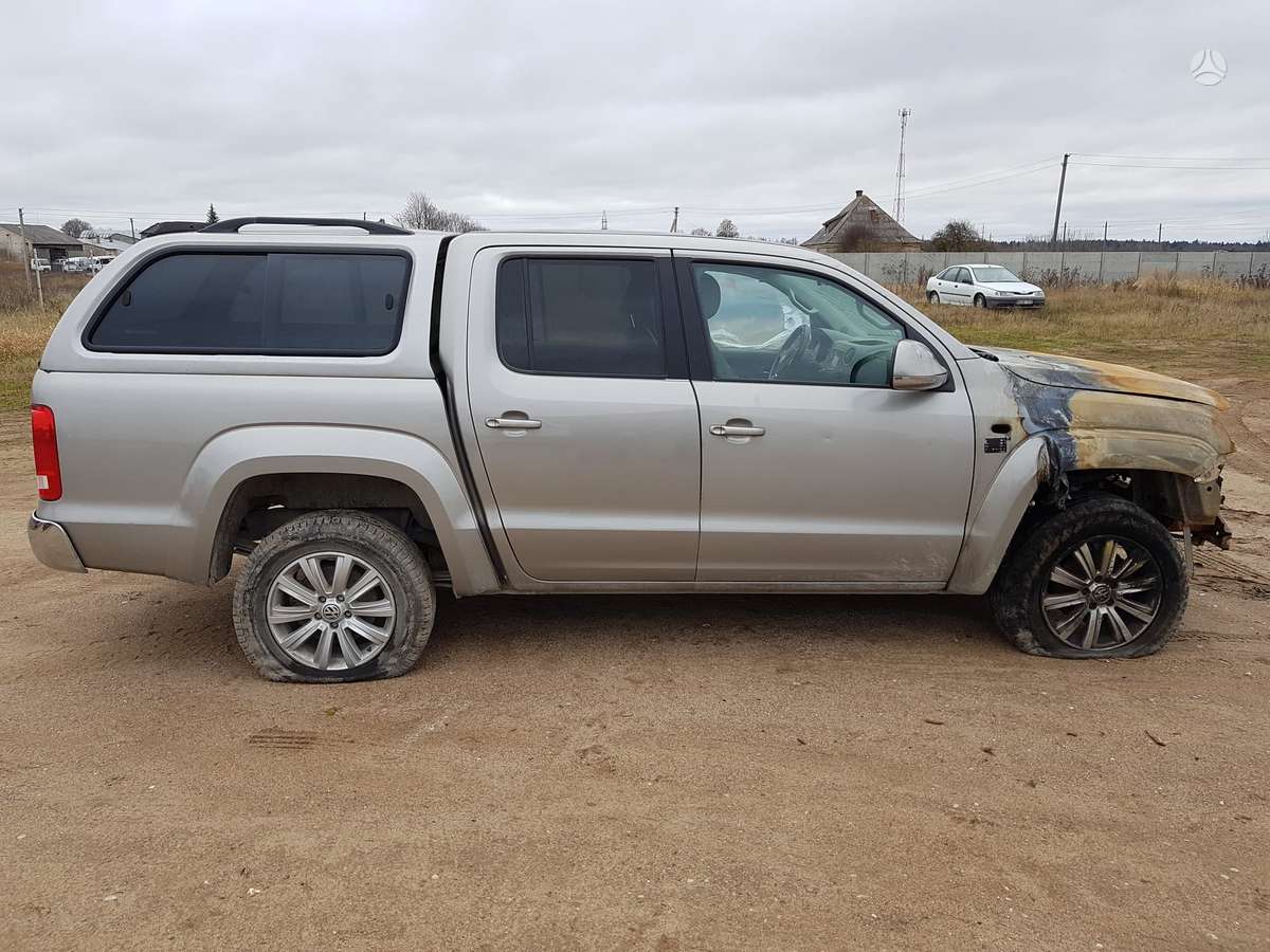 Volkswagen Amarok Kebulo nebera