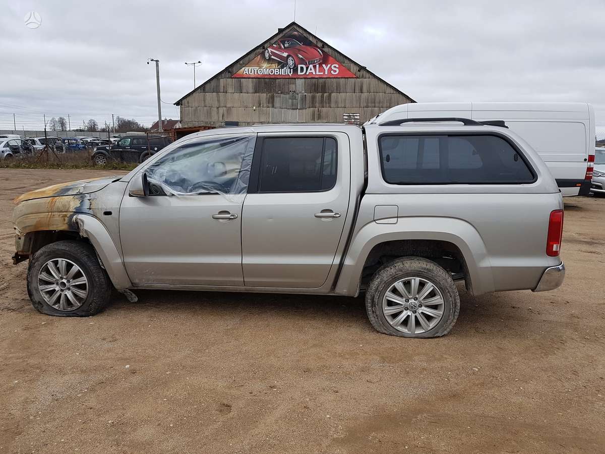 Volkswagen Amarok Kebulo nebera