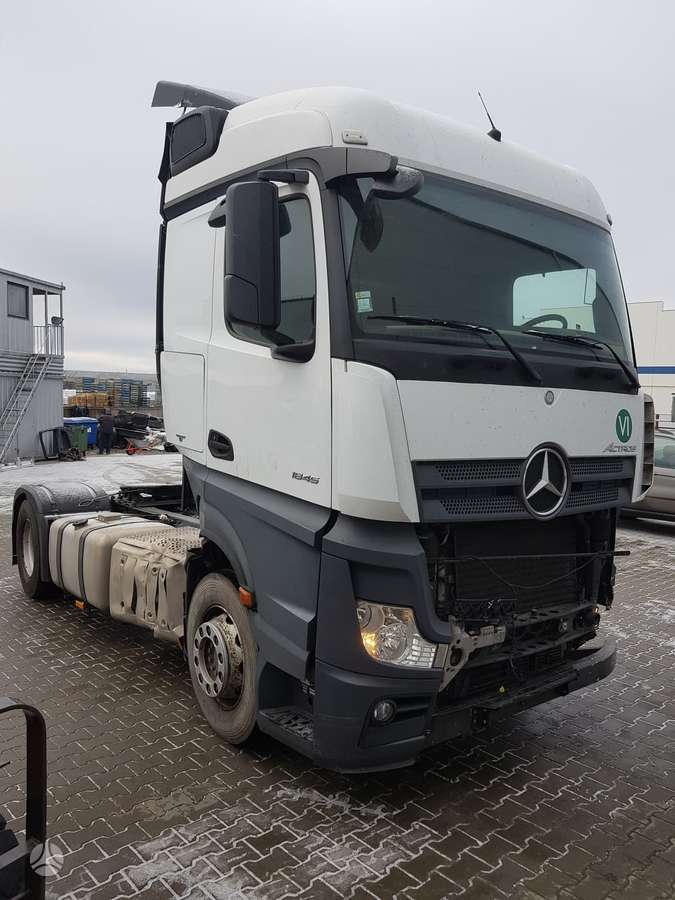Mercedes-Benz Actros, тягачи