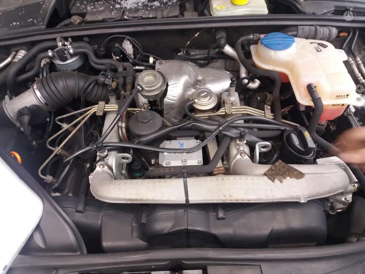 Audi A4 по частям
