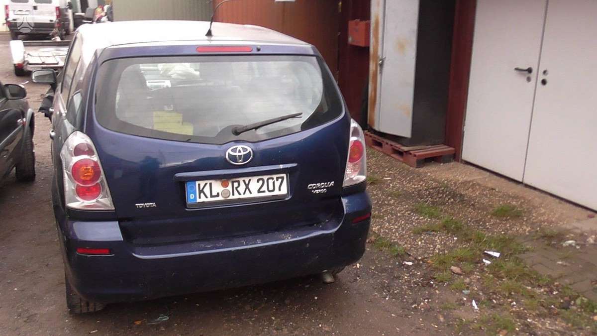 Toyota Corolla Verso for parts