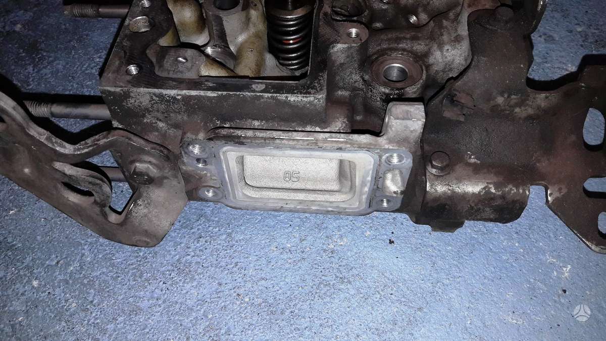 Peugeot Partner, DV6C 9684487210, cylinder head