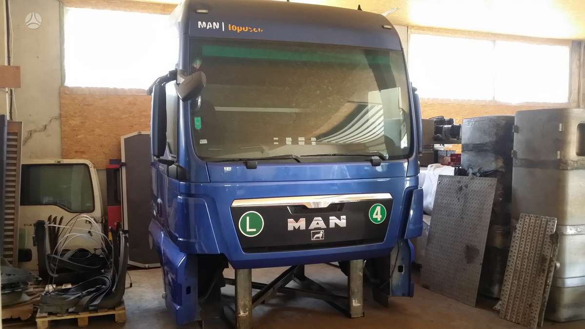 MAN TGX kabina XXL, тягачи