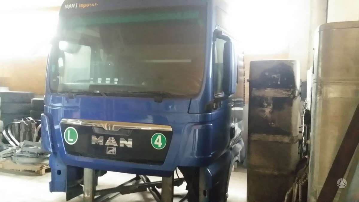 MAN TGX kabina XXL, тягачи
