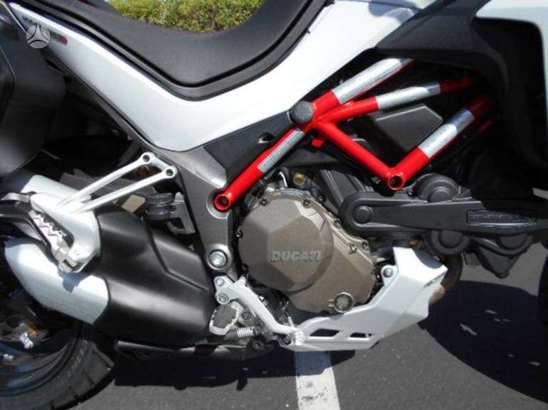 Ducati Multistrada, kruīza / touring