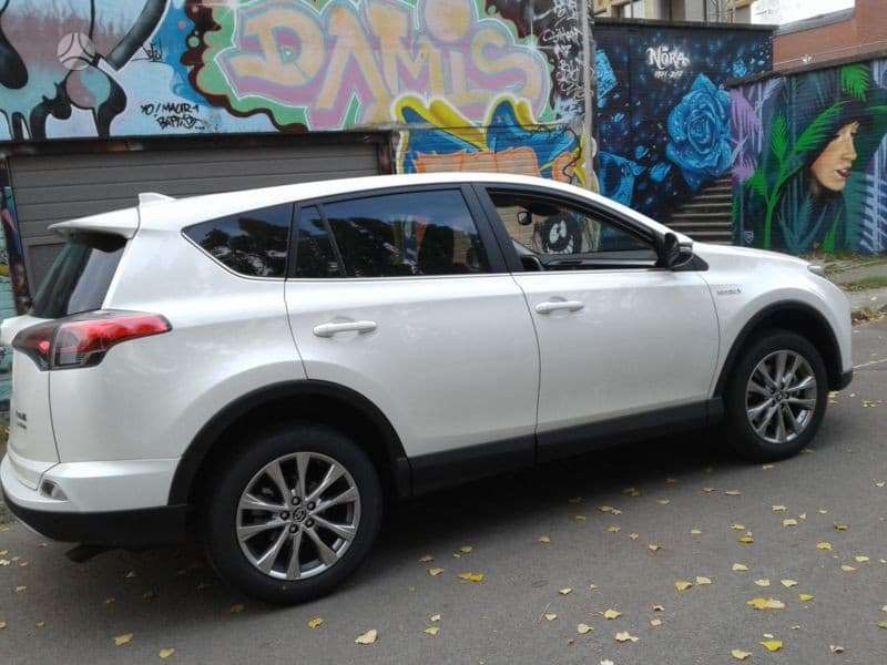 Toyota RAV4 rezerves daļās