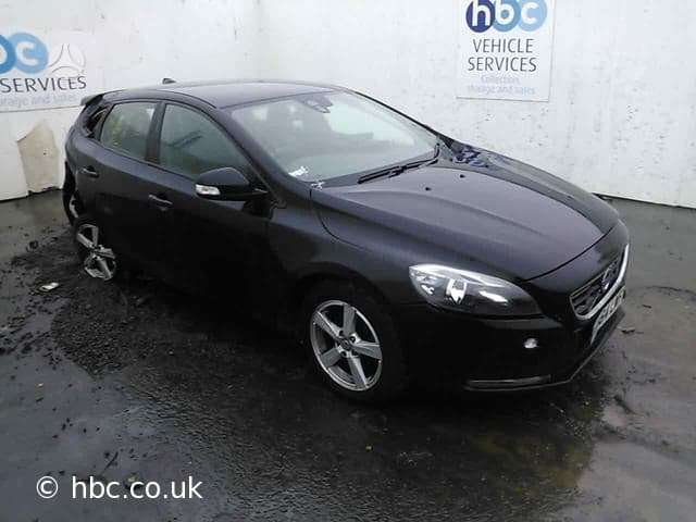 Volvo V40 по частям
