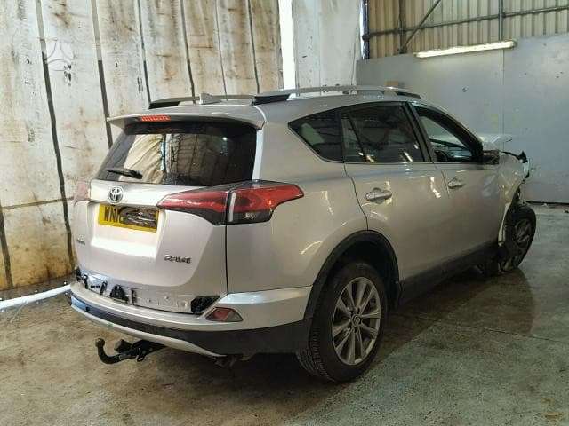 Toyota RAV4 dalimis