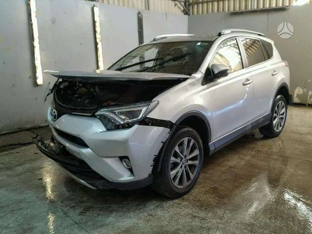 Toyota RAV4 dalimis