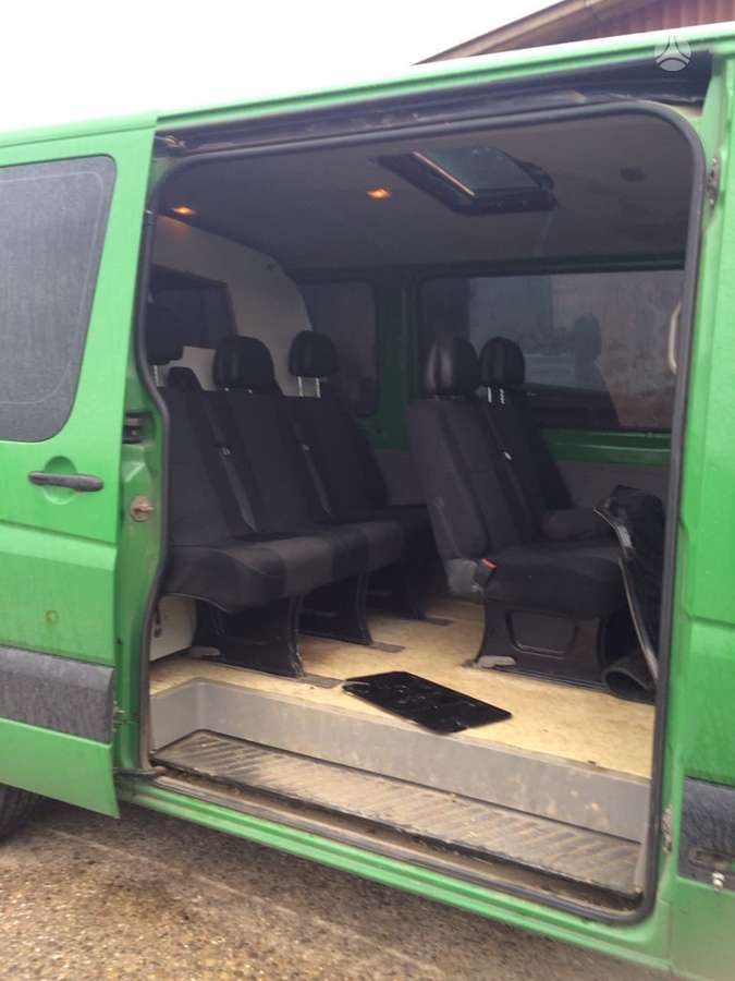 Mercedes-Benz Sprinter, passenger vans